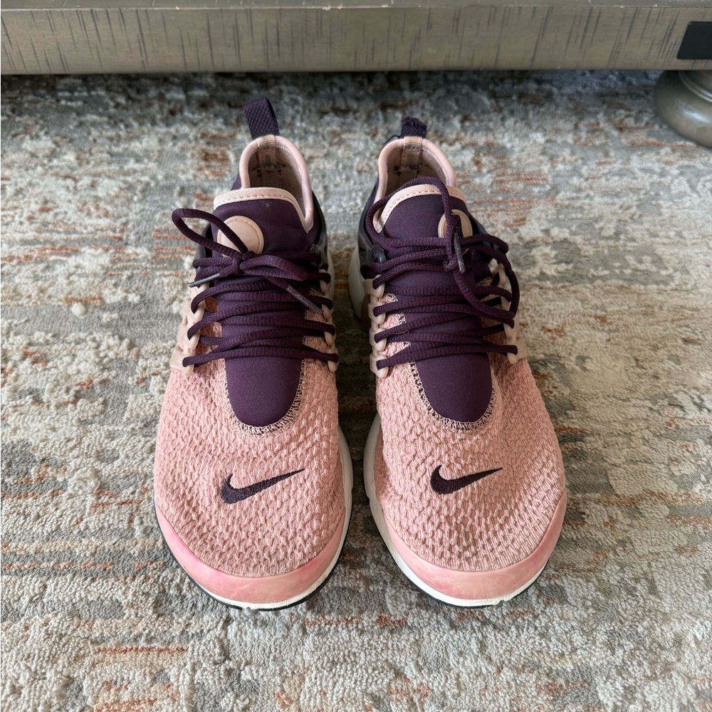 Nike Air Presto Women's Size 9 Mesh Flyknit Particle Pink/Port Wine